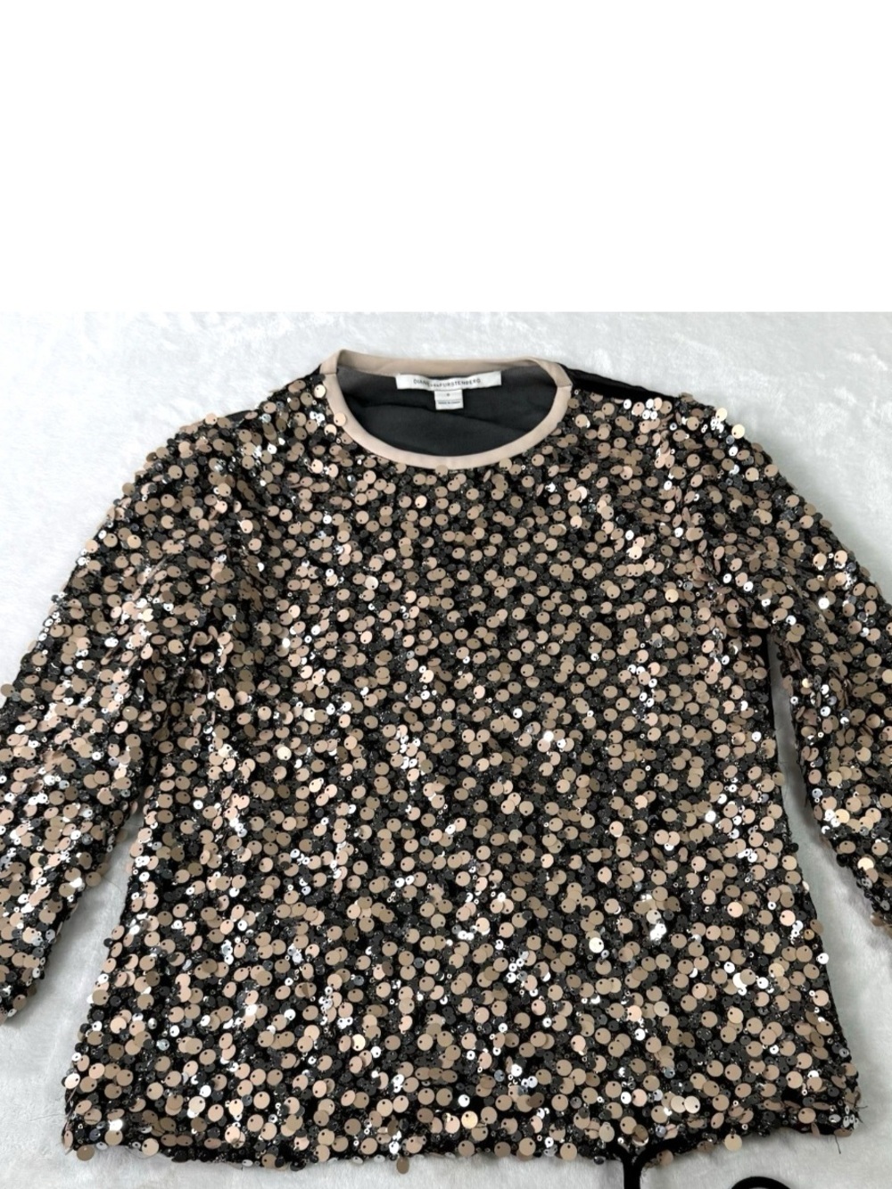 Diane von Furstenberg Black and Champagne Sequin Top size 6